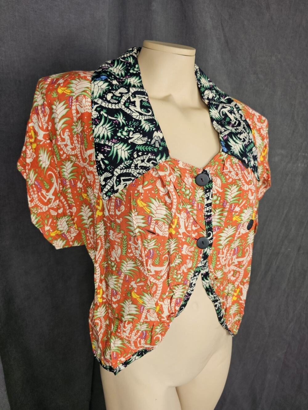 Vintage We Be Bop Tropical Jungle Crop Top Womens Small Orange Monkey Zoo Shirt